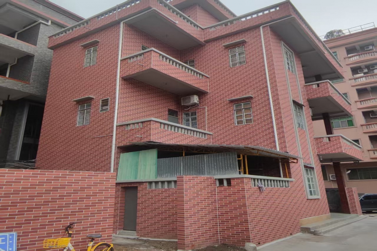 石碣鎮(zhèn)舊貌換新顏：舊房改造軟瓷施工與勾縫作業(yè)完美收官，實(shí)景圖鑒見證品質(zhì)蛻變